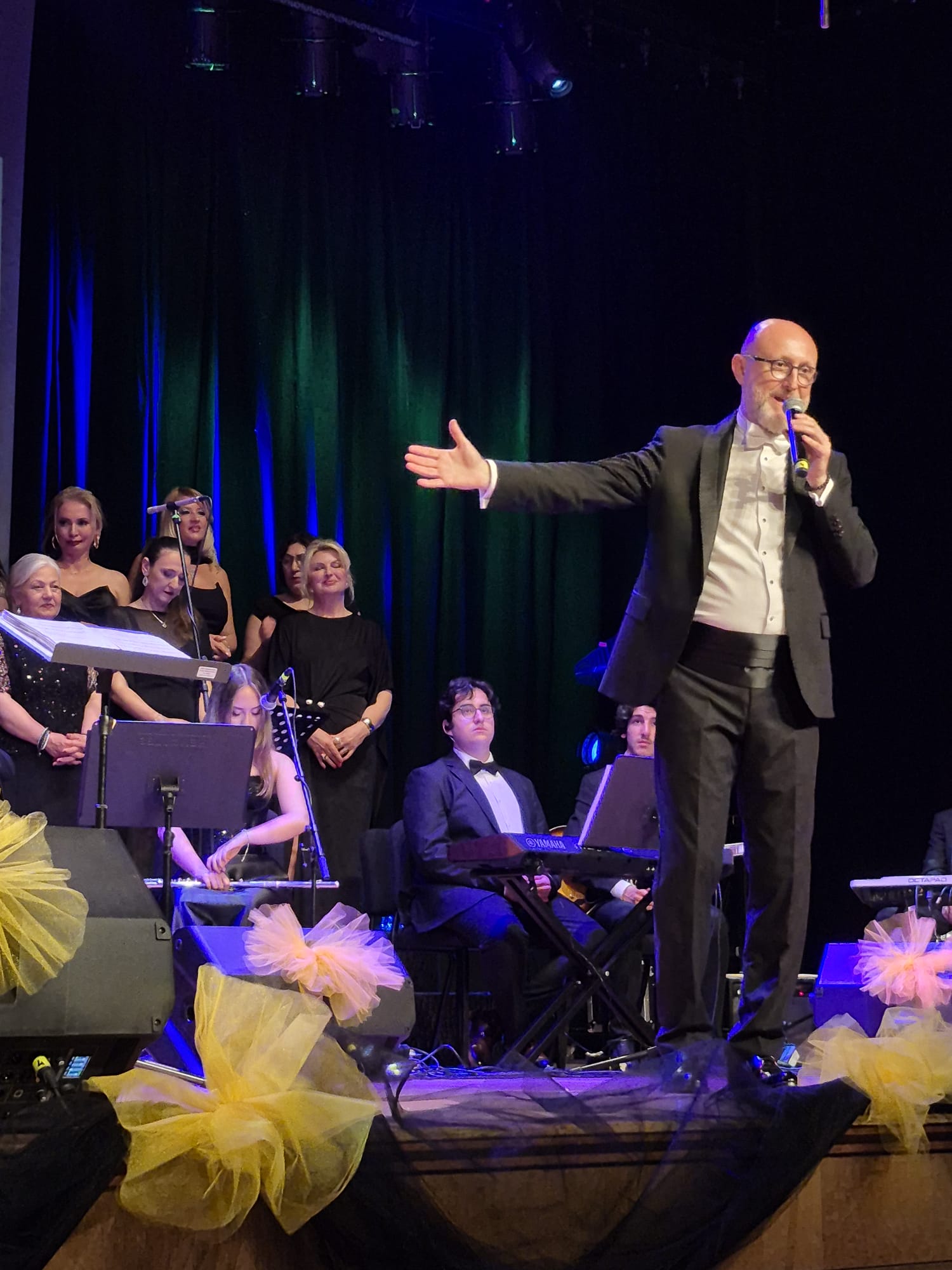 Levent Ramazan Okumuş Konser Sahnesi