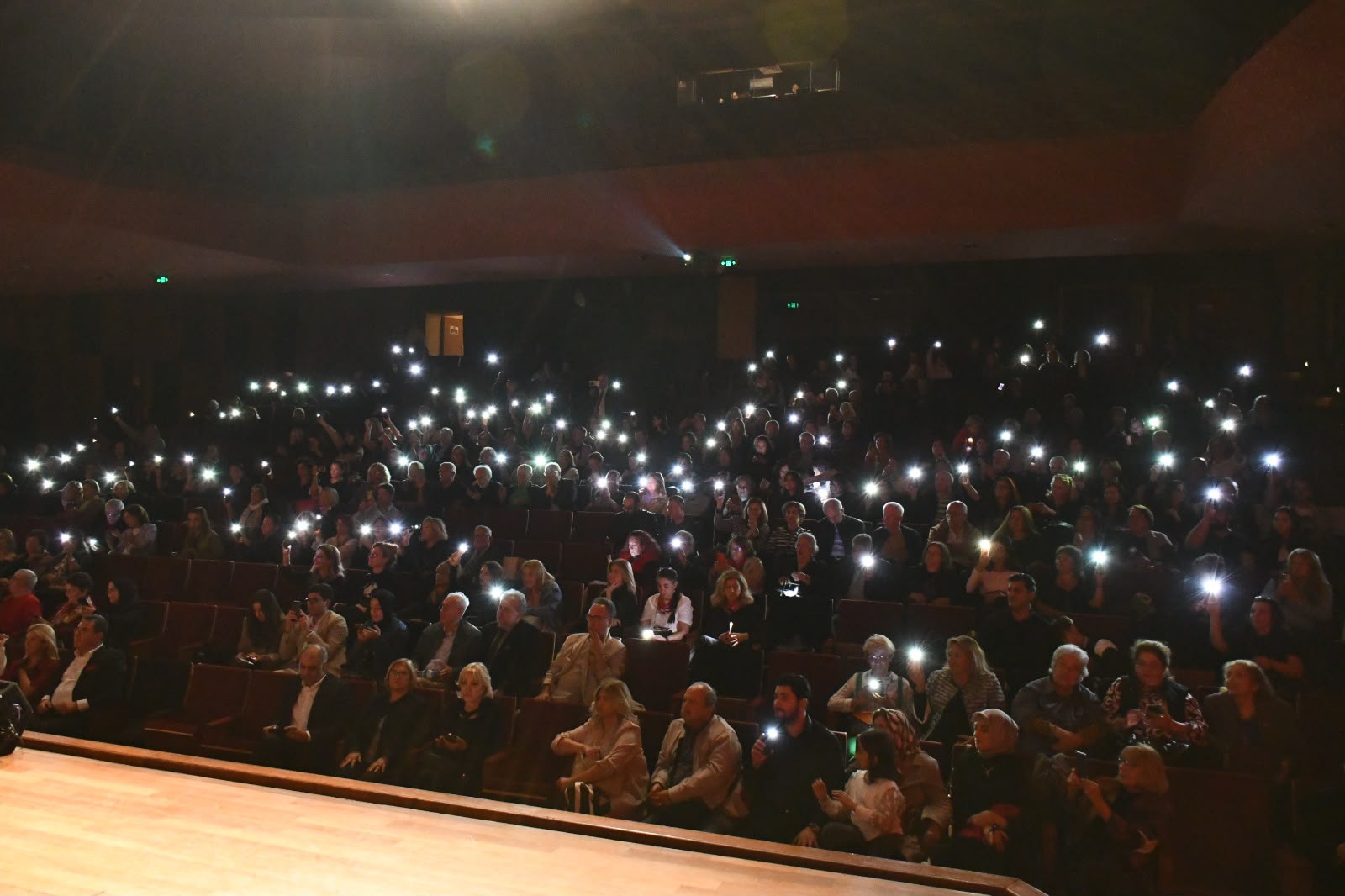 Konser Salonu Işıklar